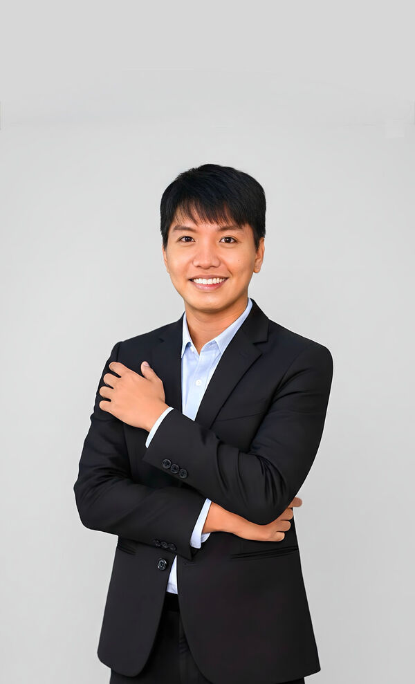 Jax - Insurance Agent